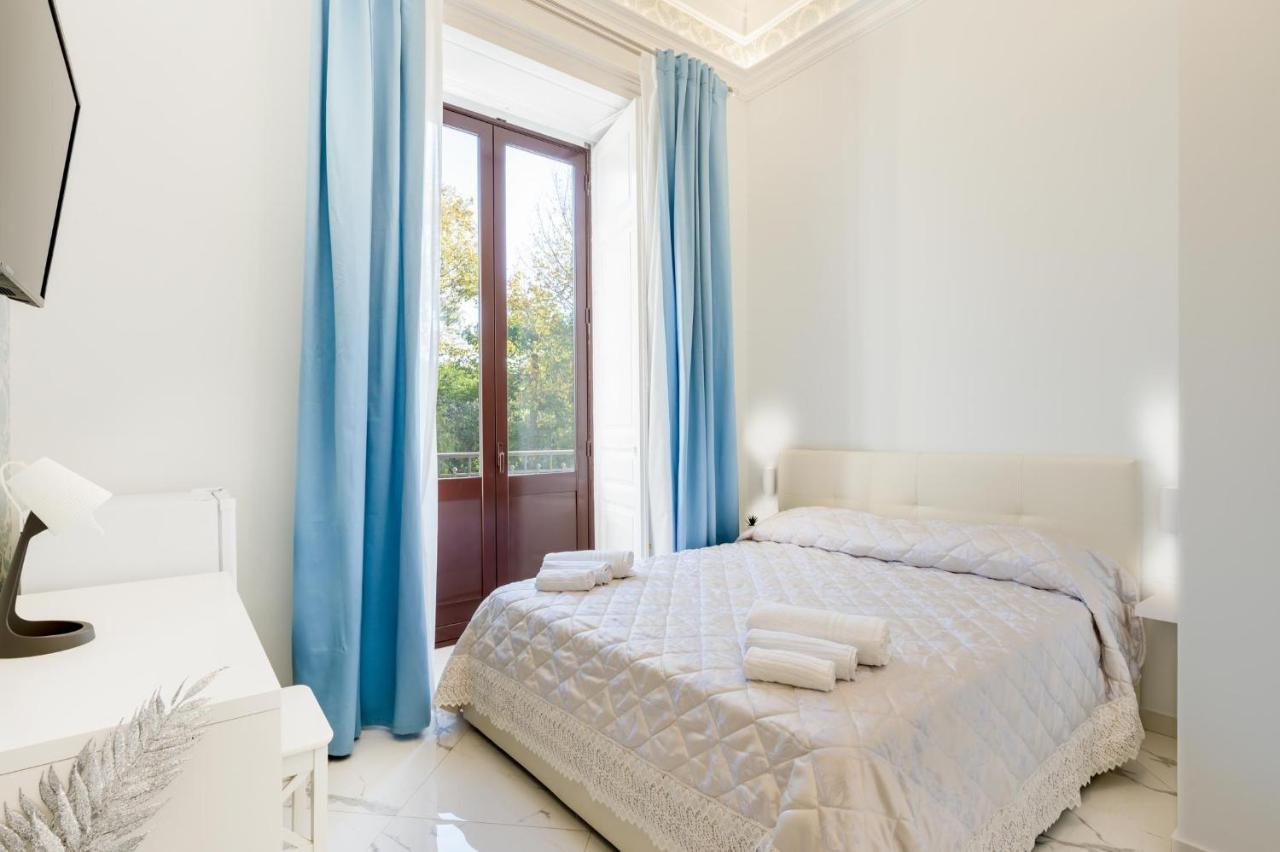 Bed and Breakfast Palazzobellini Катанія Екстер'єр фото